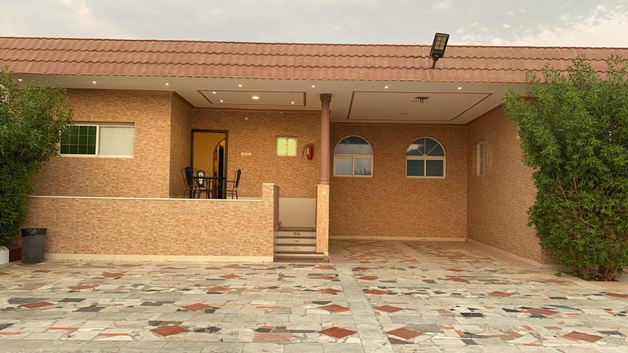 منتجع شاطئ العرب - خليج الرايس Rayyis Extérieur photo